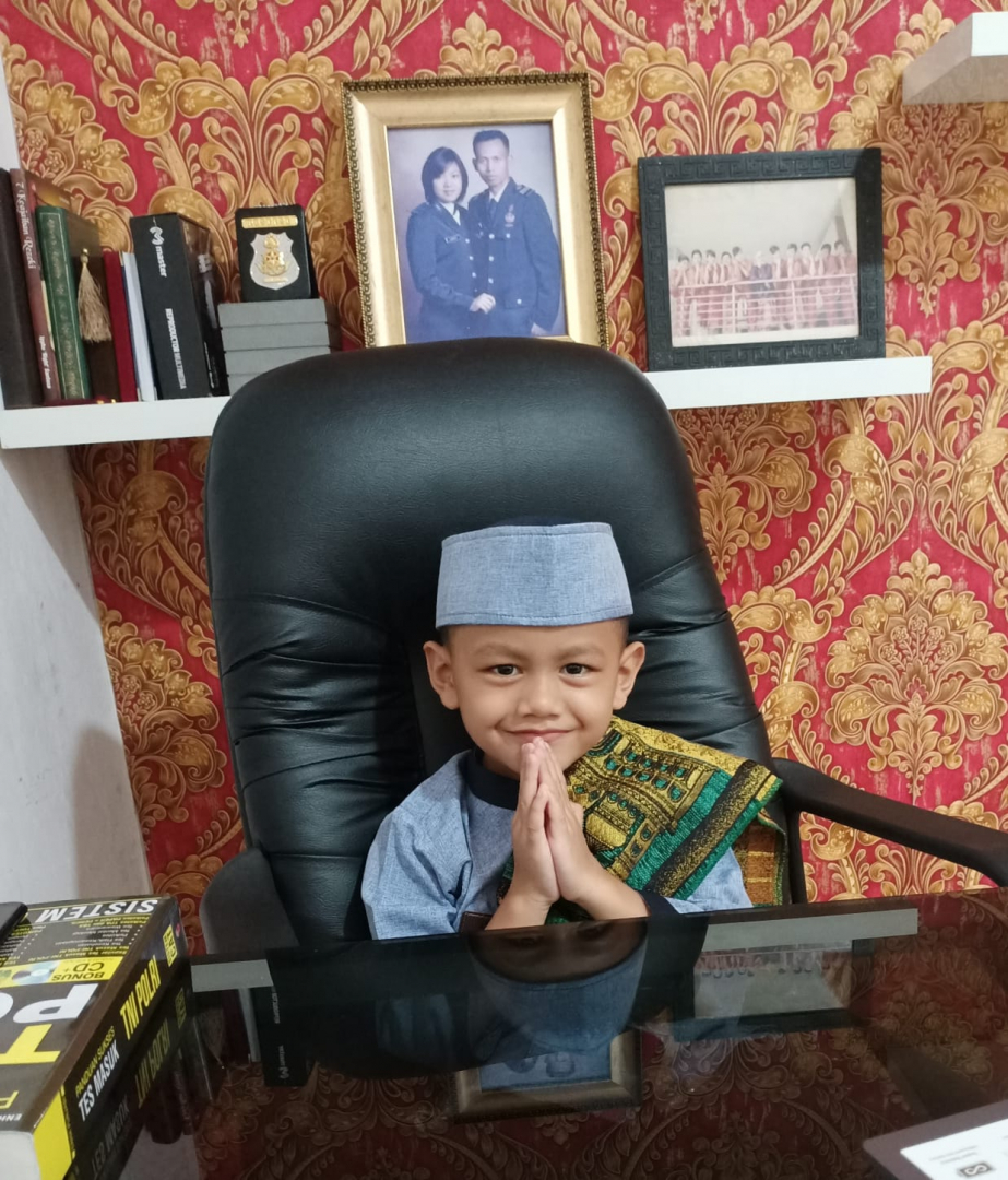 https://khitanankita.khitanan.id/dirmember/00000002/dwi_93/photo-13442-9476-l-202405020733.jpg